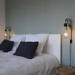 Dom wakacyjny Le 44 - Au Calme Avec Jardin, Proche De Namur