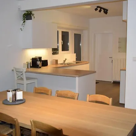 Le 44 - Au Calme Avec Jardin, Proche De 나무르